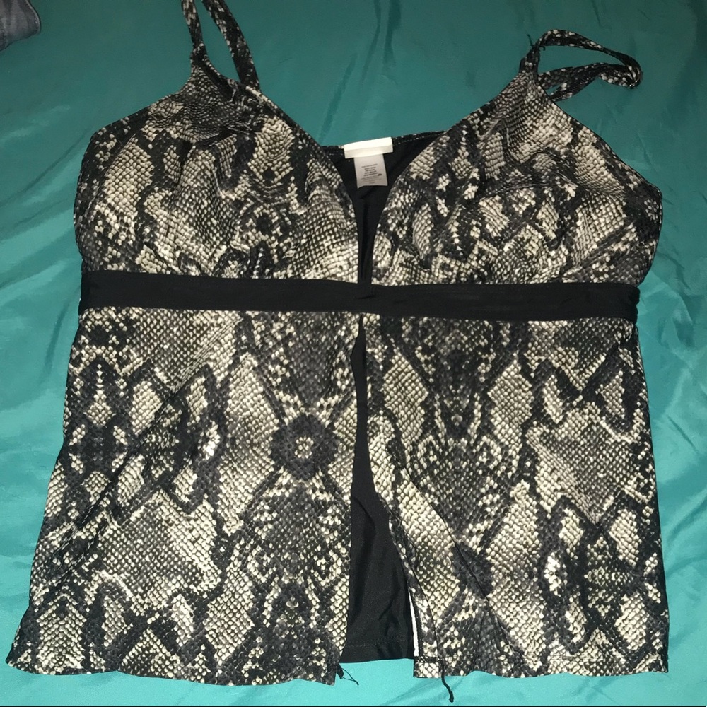 Bathing suit